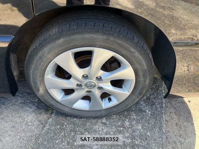 Nissan SERENA 2013-10 8486071-7