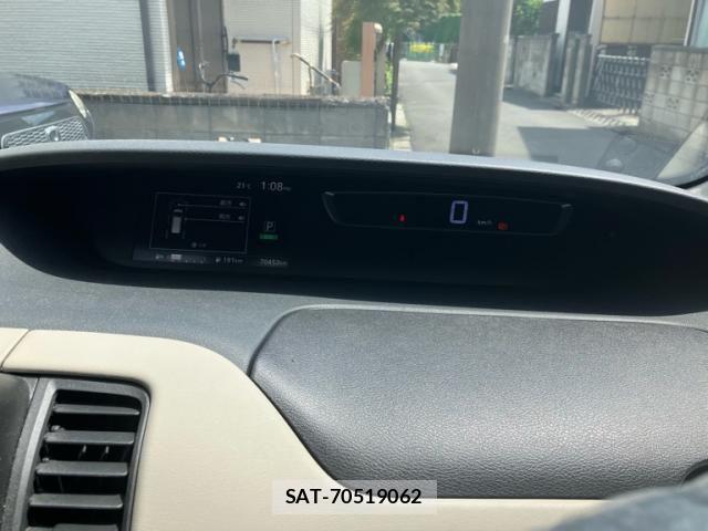 Nissan SERENA 2017-08 8486072-19