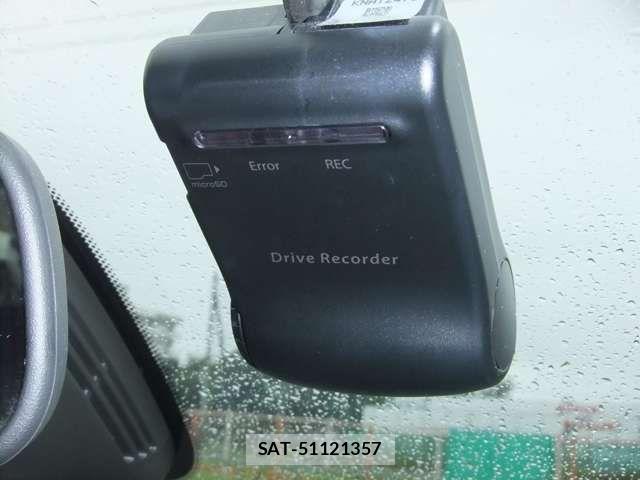Nissan SERENA 2018-02 8527281-17