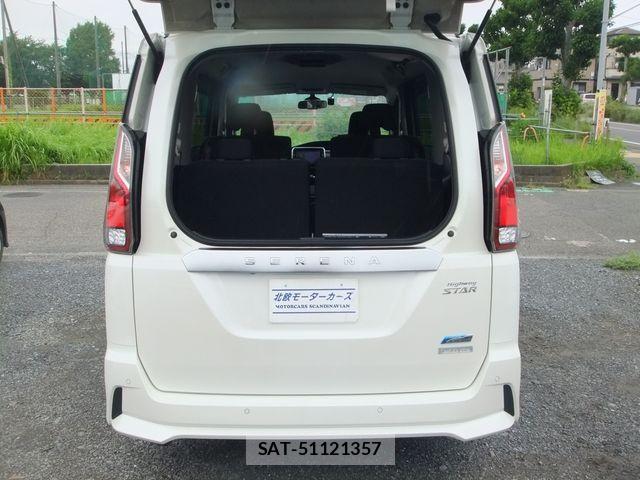 Nissan SERENA 2018-02 8527281-21