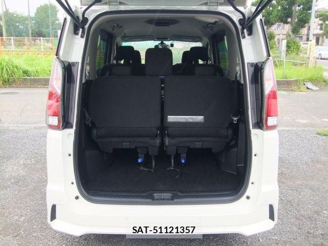 Nissan SERENA 2018-02 8527281-22