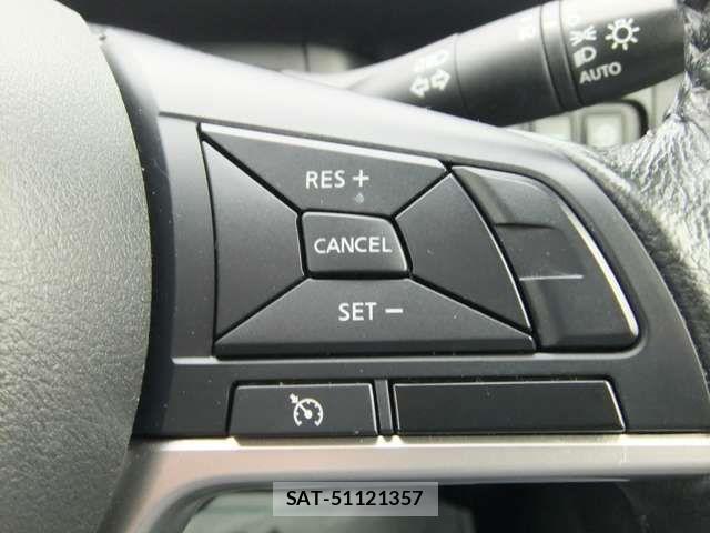 Nissan SERENA 2018-02 8527281-3