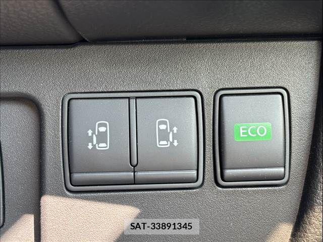 Nissan SERENA 2015-07 8527298-19