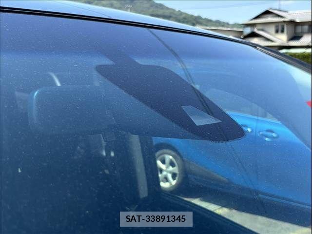 Nissan SERENA 2015-07 8527298-23