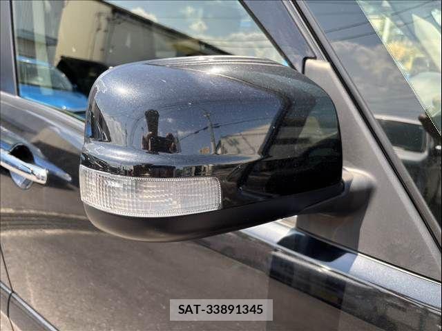 Nissan SERENA 2015-07 8527298-29