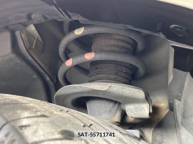 Nissan SERENA 2017-02 8527290-19