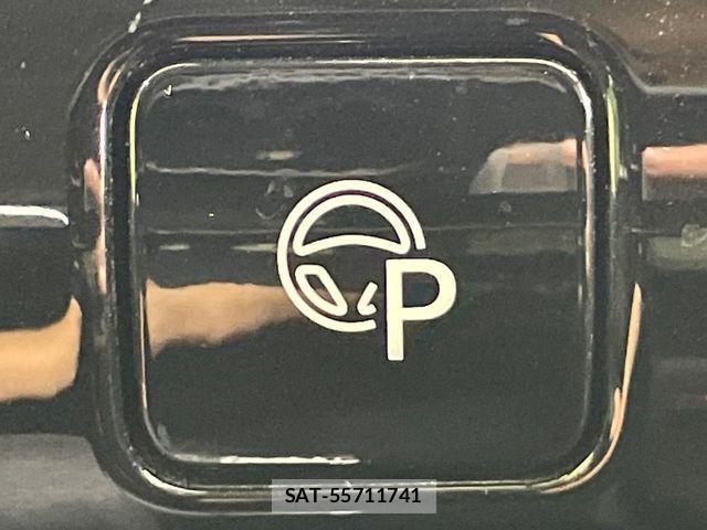 Nissan SERENA 2017-02 8527290-6