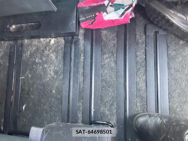 Nissan SERENA 2014-07 8527316-9