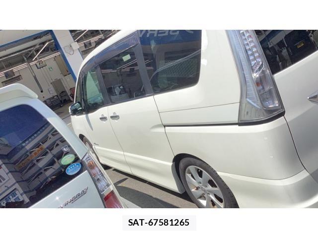 Nissan SERENA 2013-05 8527318-3