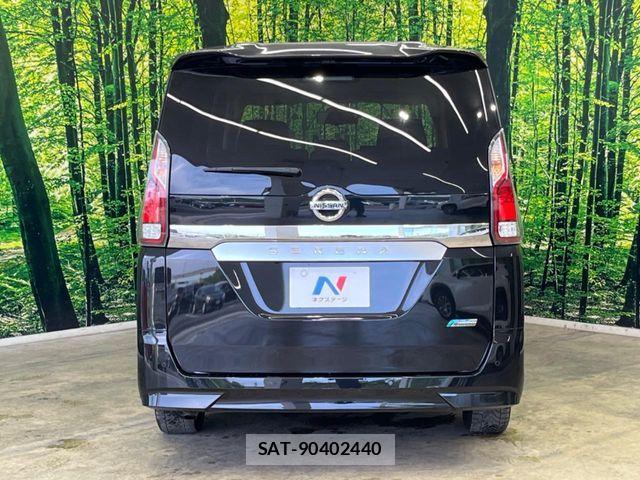 Nissan SERENA 2018-03 8527297-14
