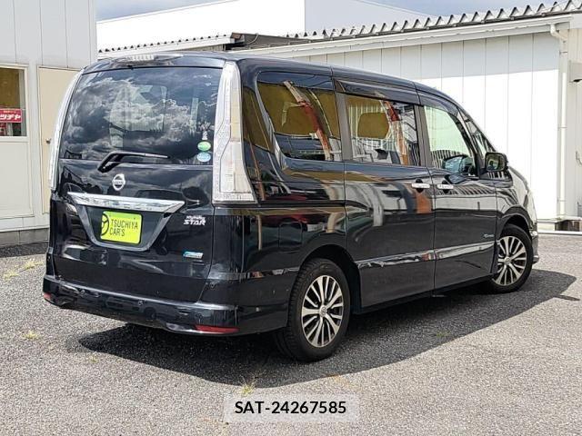 Nissan SERENA 2014-07 8527295-1