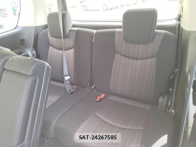 Nissan SERENA 2014-07 8527295-23