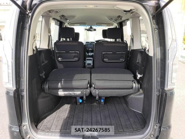 Nissan SERENA 2014-07 8527295-25