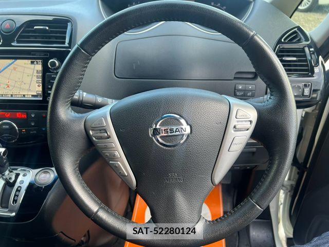 Nissan SERENA 2015-12 8527302-20