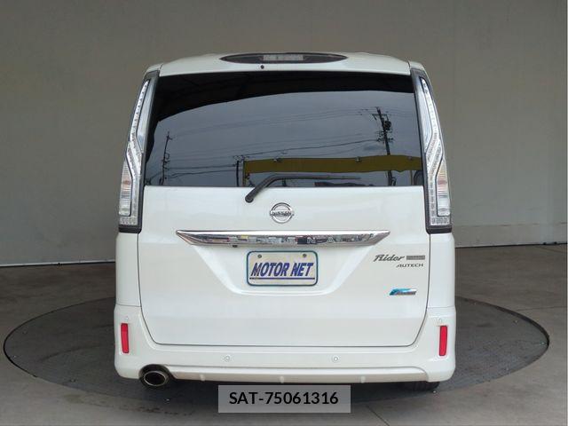 Nissan SERENA 2014-02 8527305-17