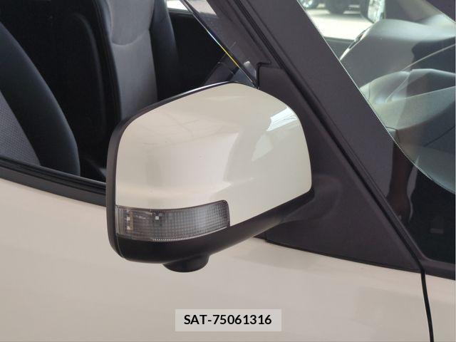 Nissan SERENA 2014-02 8527305-21