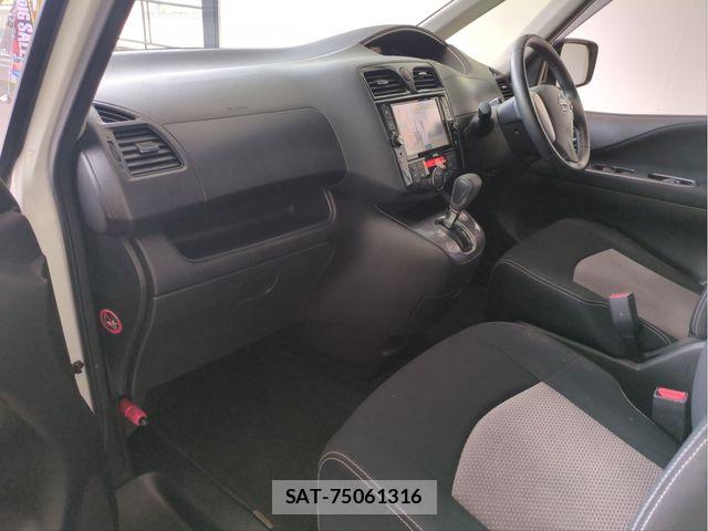 Nissan SERENA 2014-02 8527305-2