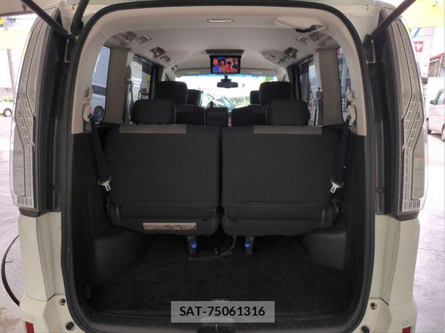Nissan SERENA 2014-02 8527305-6