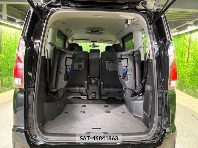 Nissan SERENA 2017-08 8528558-10