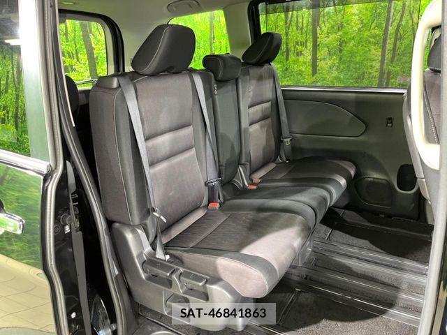 Nissan SERENA 2017-08 8528558-8