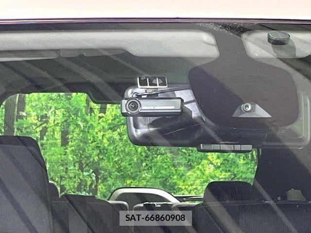 Nissan SERENA 2018-02 8527270-6