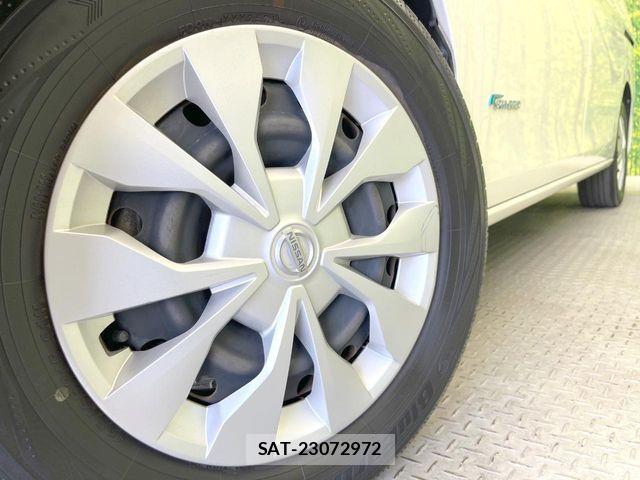 Nissan SERENA 2017-01 8527303-13