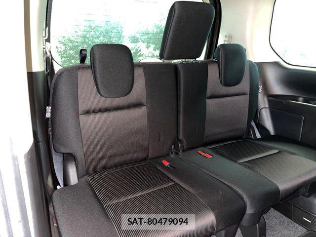Nissan SERENA 2017-01 8527289-9