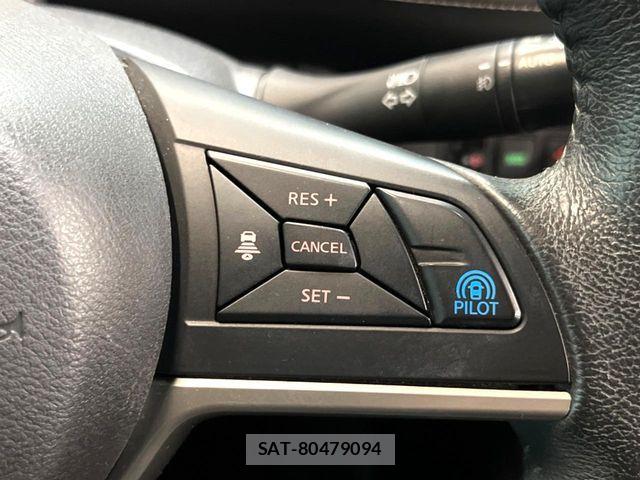 Nissan SERENA 2017-01 8527289-2