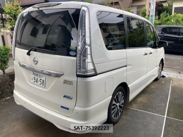 Nissan SERENA 2016-04 8527314-14