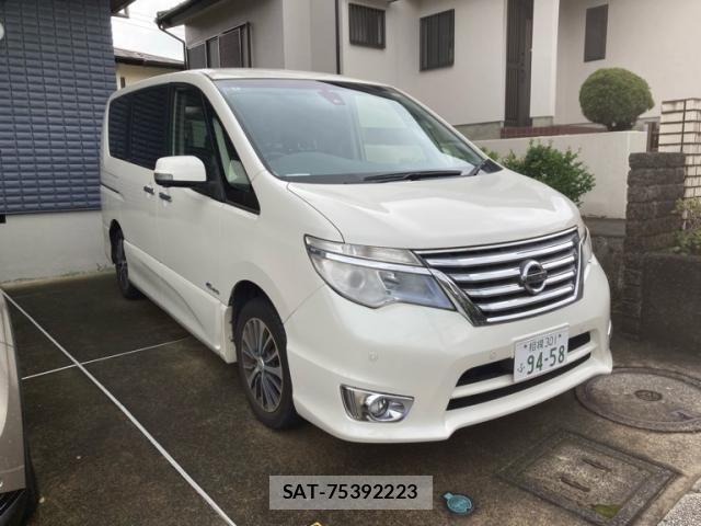Nissan SERENA 2016-04 8527314-1