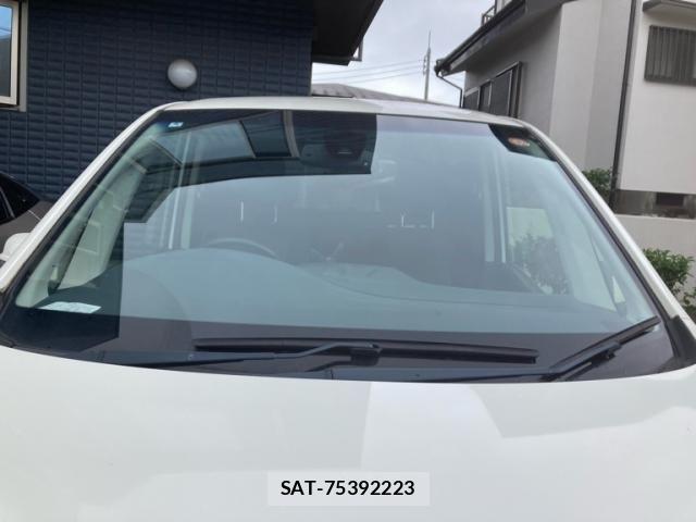 Nissan SERENA 2016-04 8527314-3