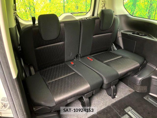 Nissan SERENA 2016-10 8527288-9