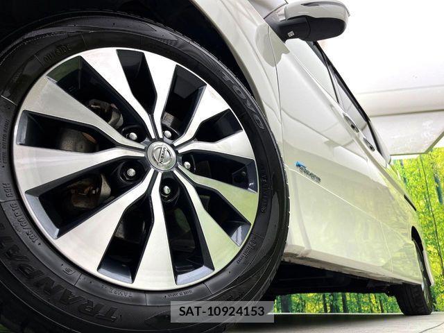 Nissan SERENA 2016-10 8527288-13