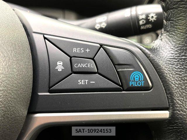 Nissan SERENA 2016-10 8527288-2