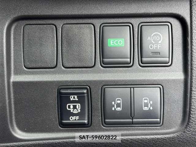 Nissan SERENA 2016-01 8527284-12