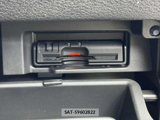 Nissan SERENA 2016-01 8527284-13