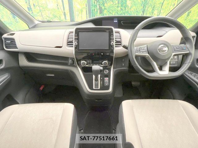 Nissan SERENA 2017-10 8527279-1