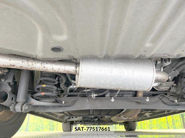 Nissan SERENA 2017-10 8527279-19