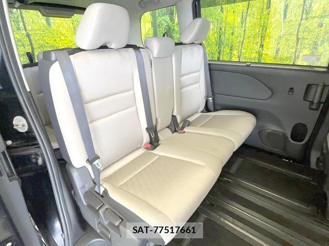Nissan SERENA 2017-10 8527279-8