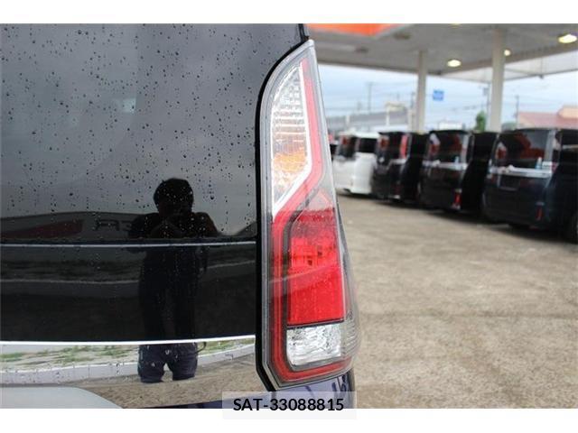 Nissan SERENA 2018-08 8527299-21