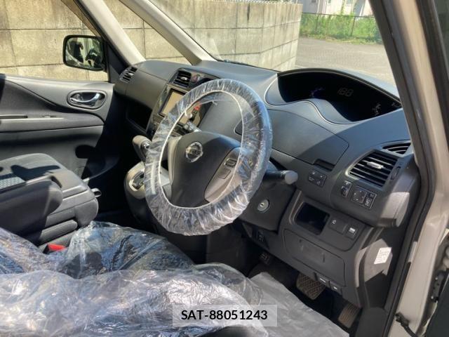 Nissan SERENA 2013-07 8527319-10