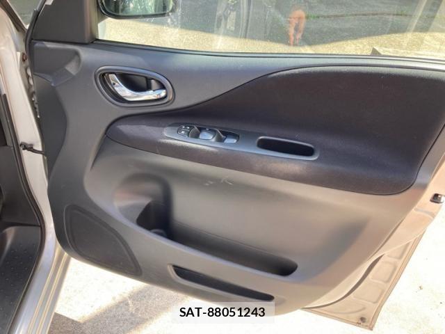 Nissan SERENA 2013-07 8527319-16