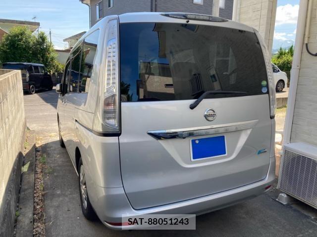 Nissan SERENA 2013-07 8527319-1