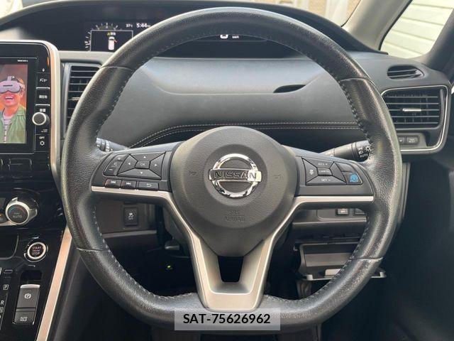 Nissan SERENA 2017-03 8527294-10