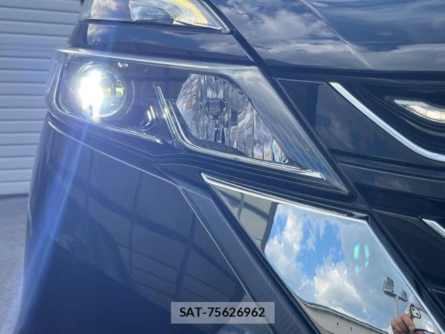 Nissan SERENA 2017-03 8527294-12