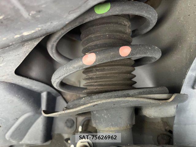 Nissan SERENA 2017-03 8527294-19