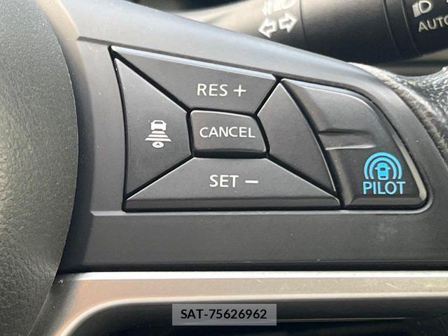 Nissan SERENA 2017-03 8527294-6
