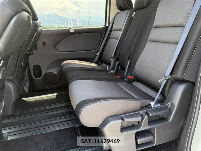 Nissan SERENA 2020-08 8563506-18