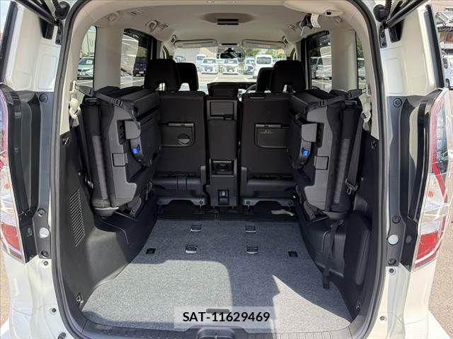 Nissan SERENA 2020-08 8563506-21