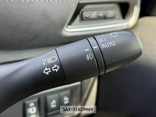 Nissan SERENA 2020-08 8563506-24